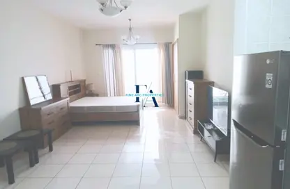 Apartment - Studio - 1 Bathroom for rent in Mulberry 2 - Emirates Gardens 2 - Jumeirah Village Circle - Dubai