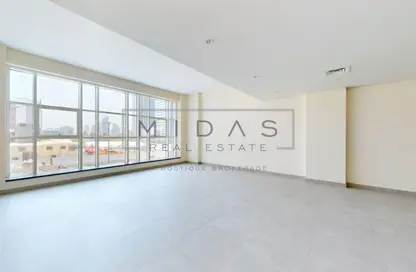 Duplex - 3 Bedrooms - 4 Bathrooms for rent in Marina Arcade Tower - Dubai Marina - Dubai