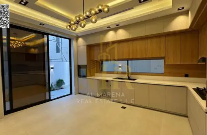 فيلا - 5 غرف نوم - 7 حمامات للبيع في 1 الياسمين - الياسمين - عجمان