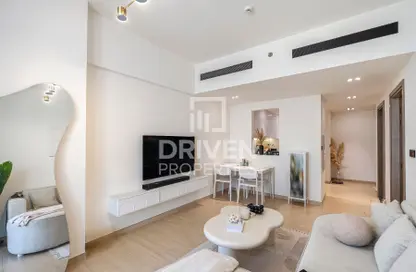 Apartment - 1 Bedroom - 2 Bathrooms for sale in Binghatti Crest - Jumeirah Village Circle - Dubai