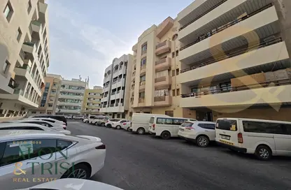 عمارة بالكامل - استوديو للبيع في البراحة - ديرة - دبي