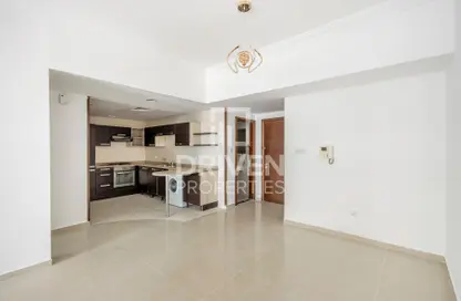 Apartment - 1 Bedroom - 1 Bathroom for rent in Ontario Tower - Business Bay - Dubai