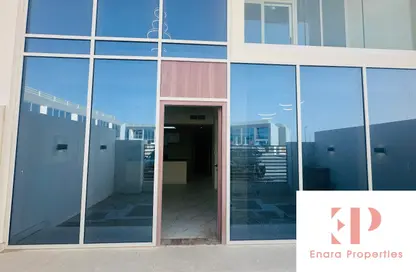 تاون هاوس - 2 غرف نوم - 3 حمامات للبيع في روكان 3 - دبي لاند - دبي