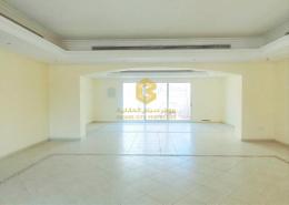 Villa - 5 bedrooms - 6 bathrooms for rent in Al Nahyan - Abu Dhabi