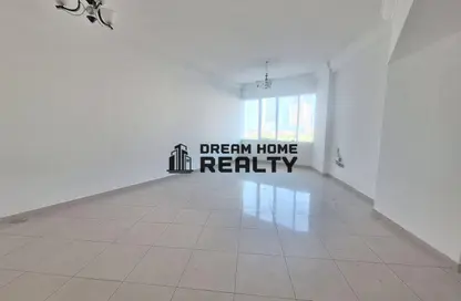 Apartment - 2 Bedrooms - 2 Bathrooms for rent in Zakhir Tower 1 - Zakhir Towers - Al Taawun - Sharjah