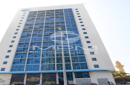 Apartment - 2 Bedrooms - 3 Bathrooms for rent in ADIB Building - Sheikh Hamad Bin Abdullah St. - Fujairah