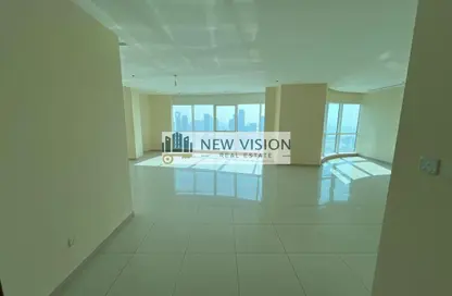 Apartment - 4 Bedrooms - 4 Bathrooms for rent in Al Khan 5 building - Al Khan - Sharjah