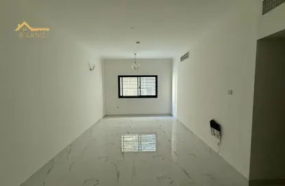 Apartment - 2 Bedrooms - 2 Bathrooms for rent in Al Majaz 2 - Al Majaz - Sharjah