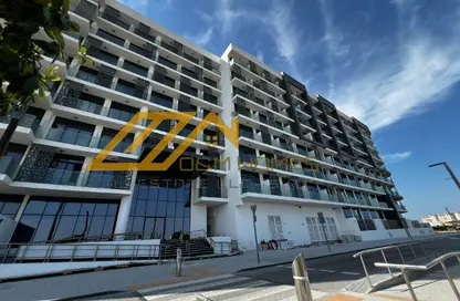 Apartment - 2 Bedrooms - 2 Bathrooms for sale in The Gate - Masdar City - Abu Dhabi