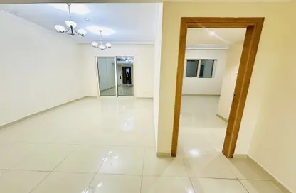 Apartment - 2 Bedrooms - 3 Bathrooms for rent in Muwaileh 29 Building - Muwaileh - Sharjah