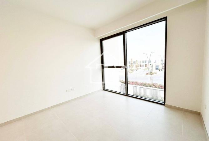 16001048 - صورة العقار 3