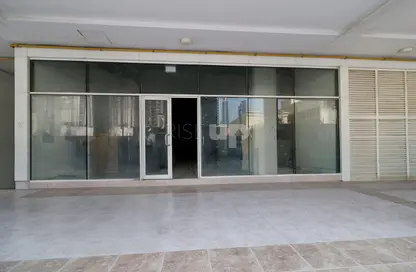 Shop - Studio for rent in Clover Bay Tower - Business Bay - Dubai