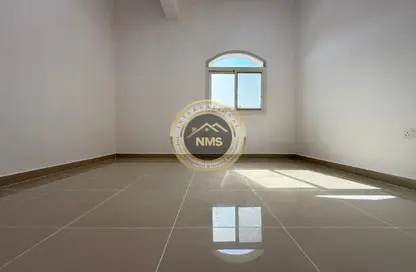 شقة - غرفة نوم - 1 حمام للايجار في شارع المطار - أبوظبي