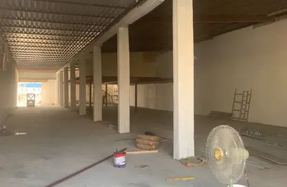 Warehouse - Studio - 3 Bathrooms for rent in Ajman Industrial 1 - Ajman Industrial Area - Ajman