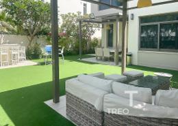 Terrace image for: Villa - 4 bedrooms - 3 bathrooms for rent in Zahra Townhouses - Town Square - Dubai, Image 1