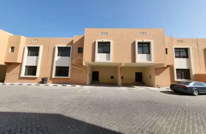 Townhouse - 4 Bedrooms - 5 Bathrooms for rent in MBK Al Qurm Compound - Al Qurm - Abu Dhabi