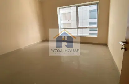 Apartment - 1 Bedroom - 1 Bathroom for sale in Al Khan - Sharjah