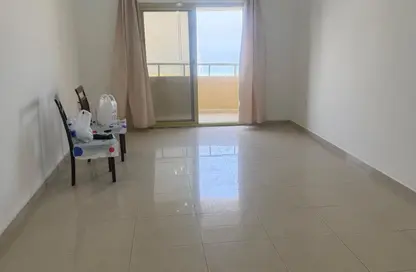 شقة - 2 غرف نوم - 2 حمامات للايجار في المجاز 3 - المجاز - الشارقة