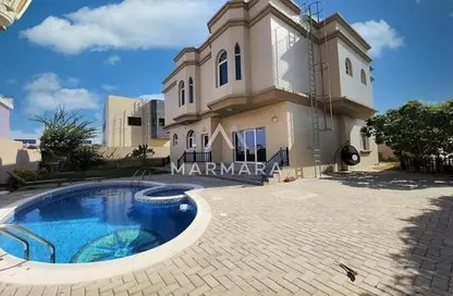 Villa - 5 Bedrooms - 5 Bathrooms for rent in Umm Suqeim 2 Villas - Umm Suqeim 2 - Umm Suqeim - Dubai