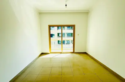 Apartment - 1 Bedroom - 2 Bathrooms for rent in Al Salam Tower - Al Barsha 1 - Al Barsha - Dubai