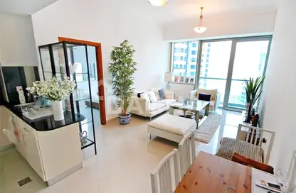 Apartment - 1 Bedroom - 2 Bathrooms for rent in Ocean Heights - Dubai Marina - Dubai