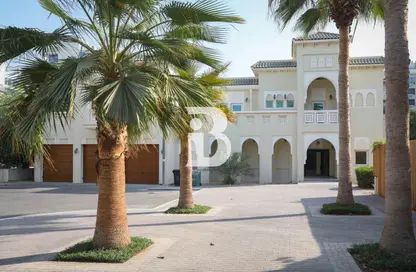 Villa - 6 Bedrooms - 6 Bathrooms for sale in Quortaj - North Village - Al Furjan - Dubai