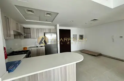 Apartment - 2 Bedrooms - 3 Bathrooms for rent in Green Diamond 1 A - Green Diamond 1 - Arjan - Dubai