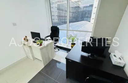 Office Space - Studio - 1 Bathroom for rent in Al Fajer Complex - Oud Metha - Bur Dubai - Dubai