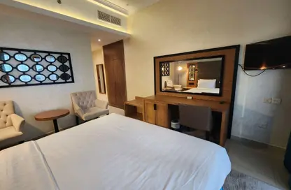 Apartment - Studio - 1 Bathroom for rent in Allure Suites - Barsha Heights (Tecom) - Dubai