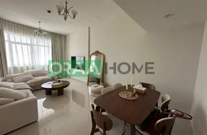 شقة - 2 غرف نوم - 2 حمامات للبيع في جلف تاور - مدينة الإمارات - عجمان