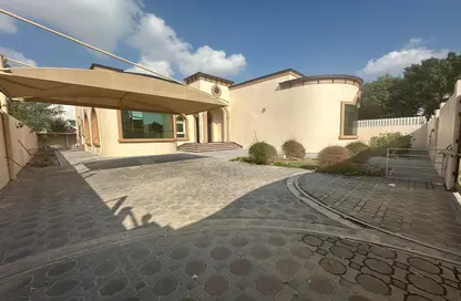 Villa - 4 Bedrooms - 4 Bathrooms for rent in Mirdif - Dubai