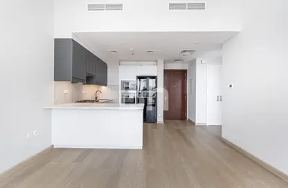 Apartment - 1 Bedroom for rent in Jenna Main Square 2 - Jenna Main Square - Town Square - Dubai