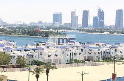 Apartment - 2 Bedrooms - 3 Bathrooms for rent in Al Tamr - Shoreline Apartments - Palm Jumeirah - Dubai