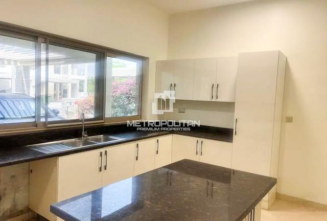 15615426 - Property Image 2