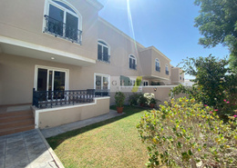 Large 4 Bed | Luxurious Compound!