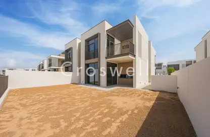Villa - 4 Bedrooms - 6 Bathrooms for sale in Tilal Al Furjan - Al Furjan - Dubai