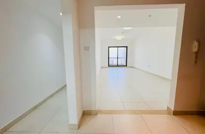 Apartment - 3 Bedrooms - 5 Bathrooms for rent in Al Waleed Garden 1 - Al Waleed Garden - Al Jaddaf - Dubai Apartment - 3 Bedrooms - 5 Bathrooms for rent in Al Waleed Garden 1 - Al Waleed Garden - Al Jaddaf - Dubai