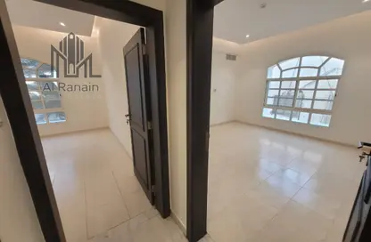 Apartment - 2 Bedrooms - 2 Bathrooms for rent in Shareat Al Jimi - Al Jimi - Al Ain