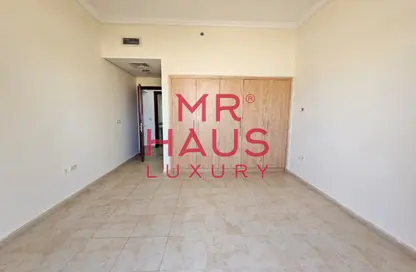Apartment - 1 Bedroom - 2 Bathrooms for sale in European - Canal Residence - Dubai Sports City - Dubai