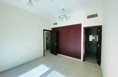 Apartment - 1 Bedroom - 2 Bathrooms for rent in Sama Building - Al Barsha 1 - Al Barsha - Dubai