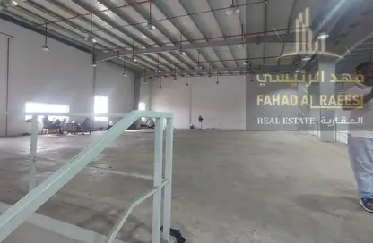 مستودع - استوديو - 1 حمام للايجار في أم الثعوب - أم القيوين