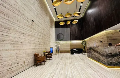 صورة لـ قبو شقة - 3 غرف نوم - 5 حمامات للايجار في برج دوجا - شارع الشيخ زايد - دبي ، صورة رقم 1