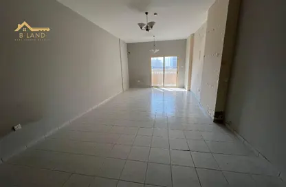 Apartment - 3 Bedrooms - 3 Bathrooms for rent in Al Majaz 3 - Al Majaz - Sharjah