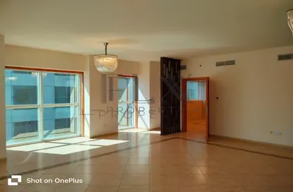 Apartment - 3 Bedrooms - 3 Bathrooms for rent in Dusit Hotel - Sheikh Zayed Road - Dubai