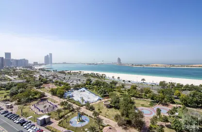 Apartment - 3 Bedrooms - 4 Bathrooms for rent in Wave tower - Corniche Road - Abu Dhabi