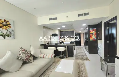 Apartment - 1 Bedroom - 2 Bathrooms for rent in The Royal Oceanic - Oceanic - Dubai Marina - Dubai