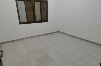 Apartment - 1 Bedroom - 1 Bathroom for rent in Al Muroor Building - Sultan Bin Zayed the First Street - Muroor Area - Abu Dhabi