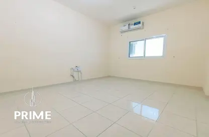 Apartment - 2 Bedrooms - 1 Bathroom for rent in Khalidiya Street - Al Khalidiya - Abu Dhabi