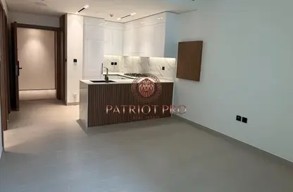 شقة - غرفة نوم - 2 حمامات للبيع في بن غاطي أزور - منطقة 16 - قرية جميرا الدائرية - دبي