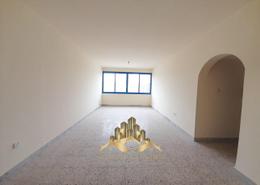 Apartment - 2 bedrooms - 2 bathrooms for rent in Khalifa Street - Abu Dhabi
